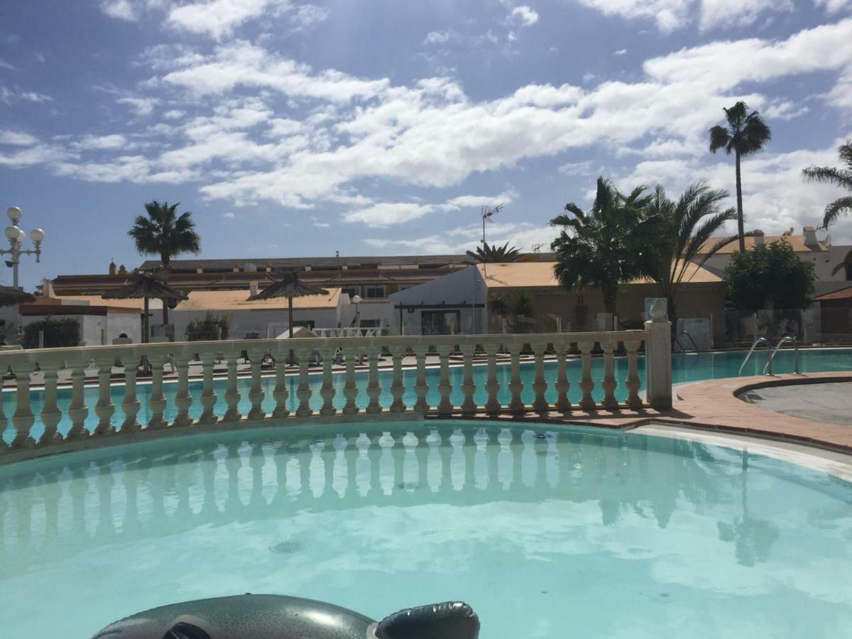Apartment Caleta De Fuste Exterior photo